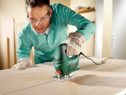 Bosch PST 670 stikksag m/blader og flisbeskyttere 500 W